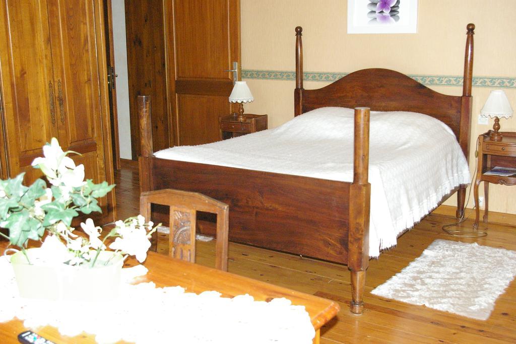 Lalinde Chambres D'Hotes Du Maine חדר תמונה
