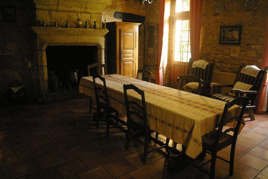 Lalinde Chambres D'Hotes Du Maine מראה חיצוני תמונה